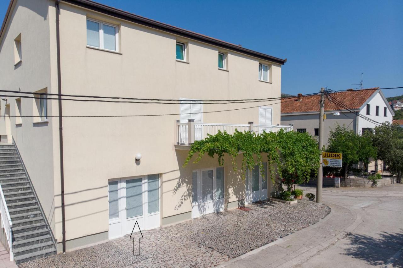 Apartment Judik Neum